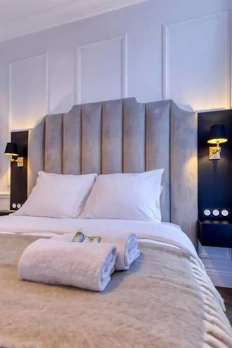 דירה פריז New Luxury Flat - Central Area